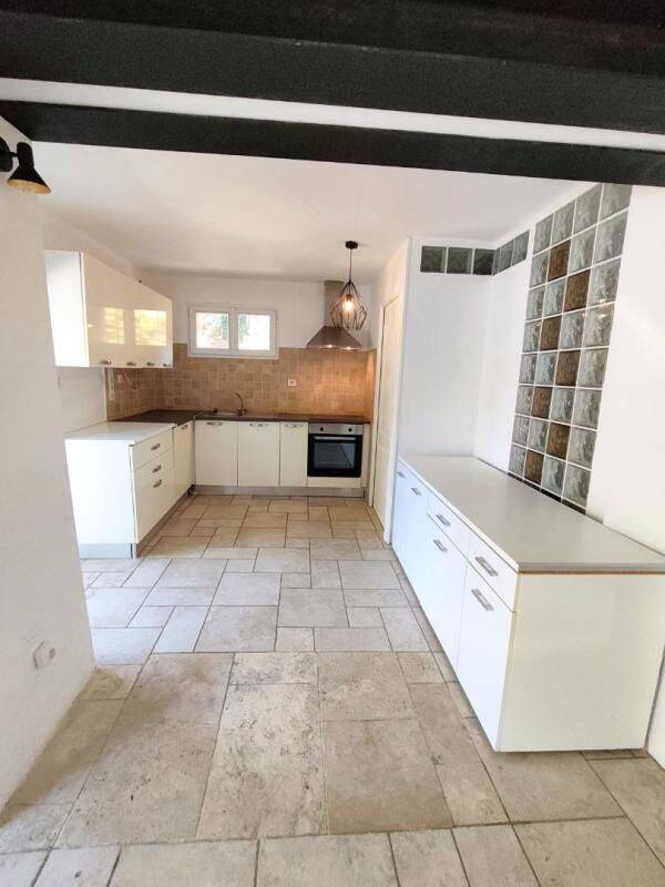 Maison 3 pièces 67 m² · à Saint-Chef · 67 m² · 895 €
