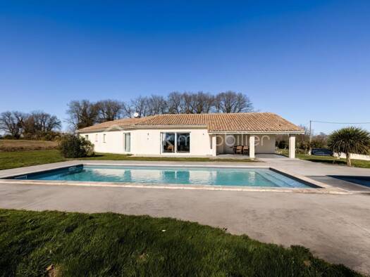 Maison à vendre 332 800 € 4 pièces 3 chambres 147 m² Montestruc-sur-Gers 32390