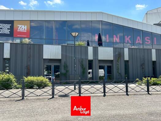Local commercial à louer 5 079 € 755 m² de surface de vente divisible Cité Scientifique-Triolo Villeneuve-d'Ascq 59650