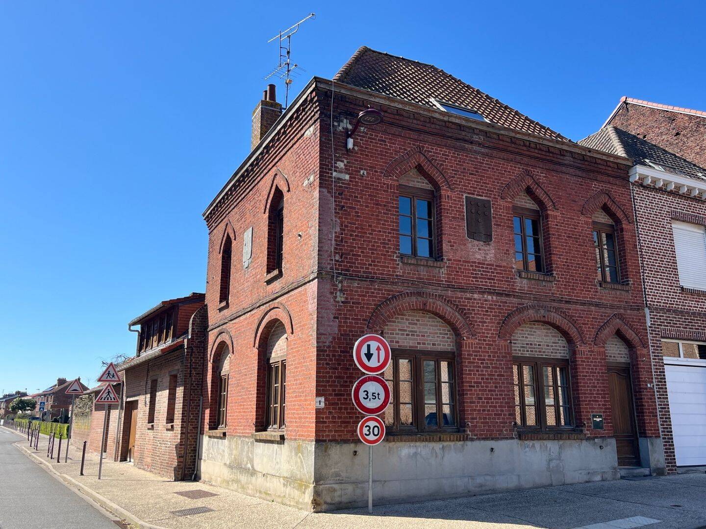 Maison 7 pièces 180 m² · à Camphin-en-Pévèle · 180 m² · 396 000 €