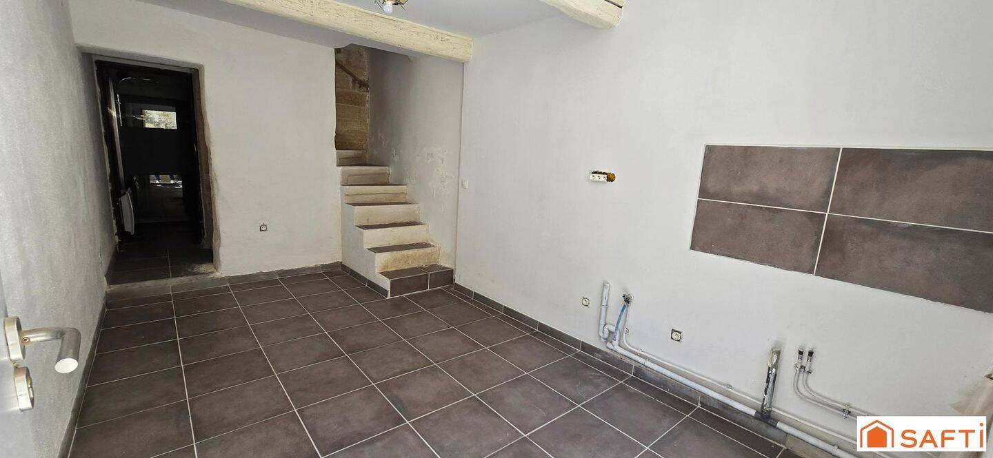 Maison 4 pièces 67 m² · à Aramon · 67 m² · 132 000 €