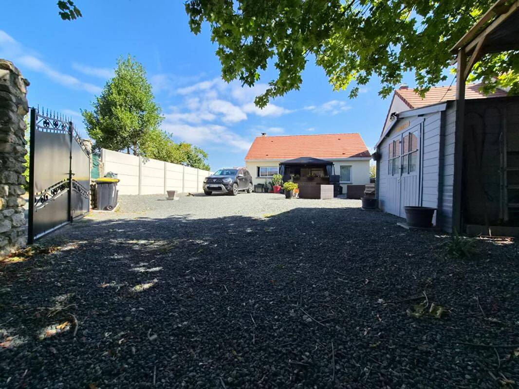 Maison 3 pièces 67 m² · à Sainville · 67 m² · 189 000 €