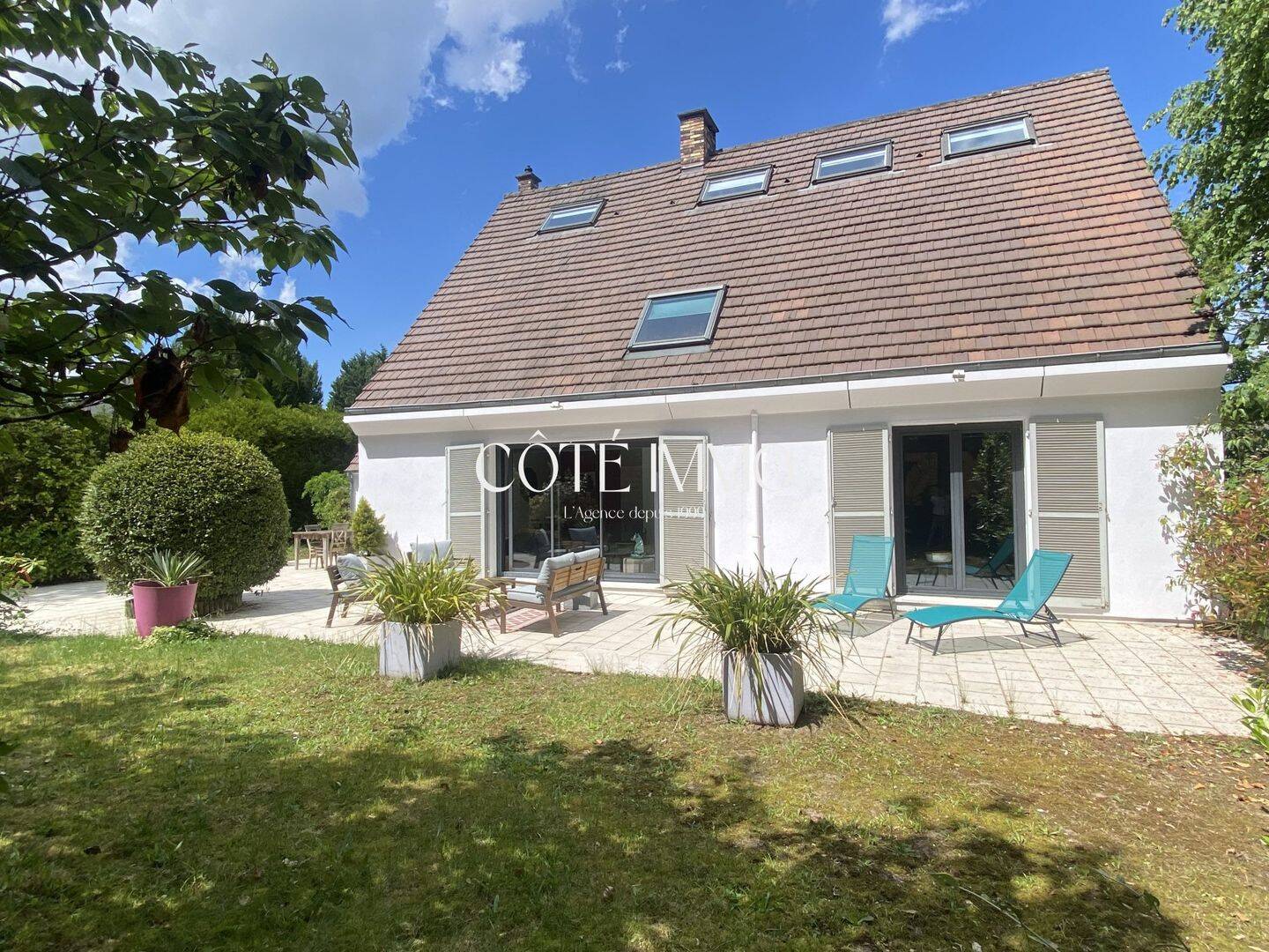 Maison 8 pièces 216 m² · à Chantilly · 215,9 m² · 795 000 €