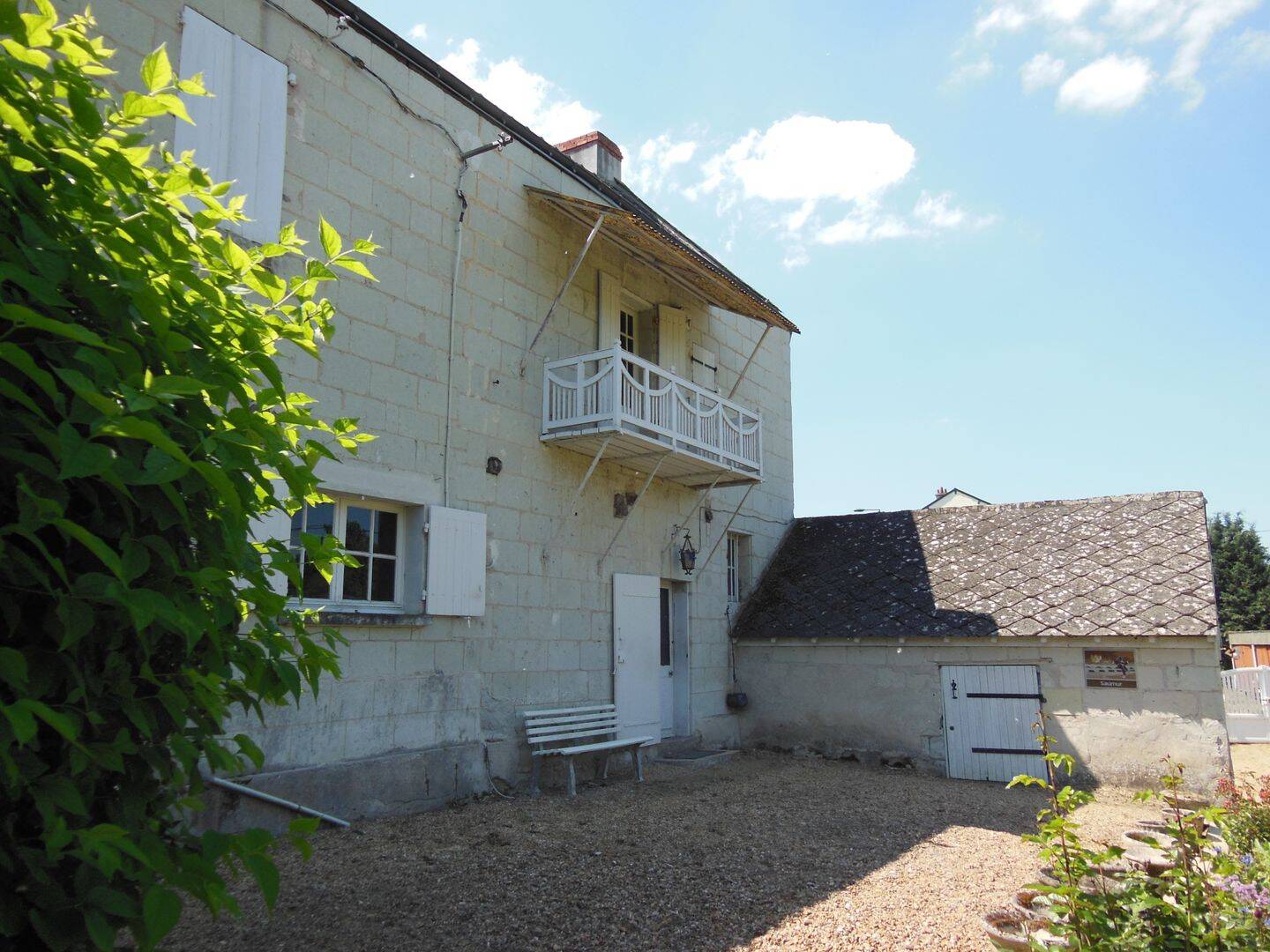 Maison 6 pièces 185 m² · à Gennes-Val-de-Loire · 185 m² · 149 000 €