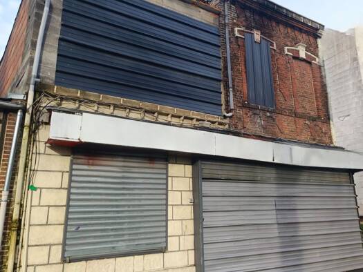 Local commercial à vendre 189 000 € 145 m² de surface de vente Saint Pierre Amiens 80000