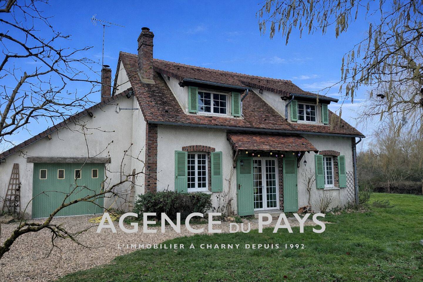Maison 6 pièces 140 m² · à Charny Orée de Puisaye · 140 m² · 249 500 €