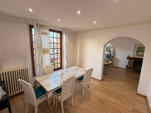 Maison à vendre 327 000 € 5 pièces 3 chambres 95 m² 281 m² de terrain Drancy Centre Drancy 93700