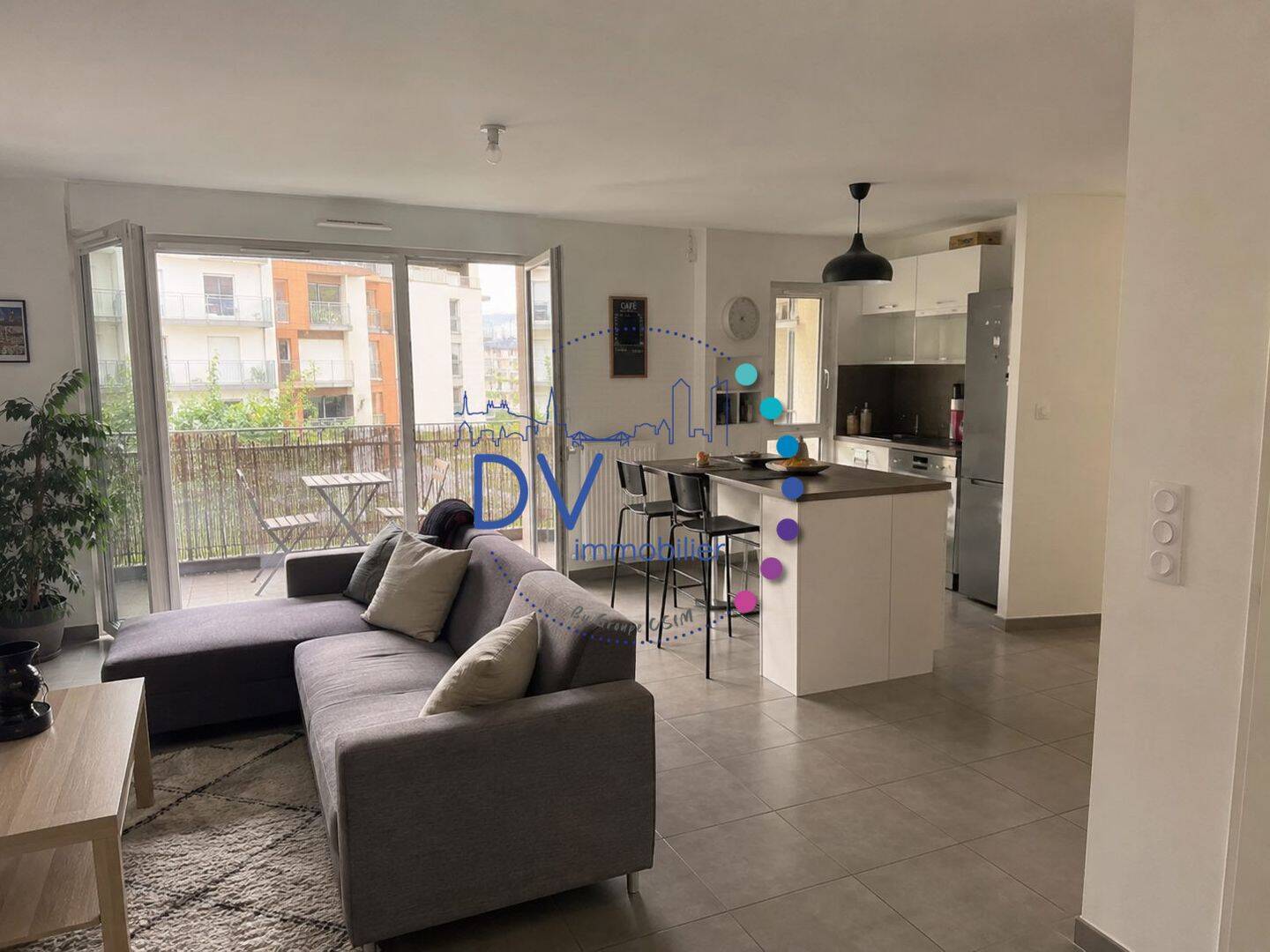 Appartement 3 pièces 52 m² · à Lyon 8ème Arrondissement · 52 m² · 210 000 €