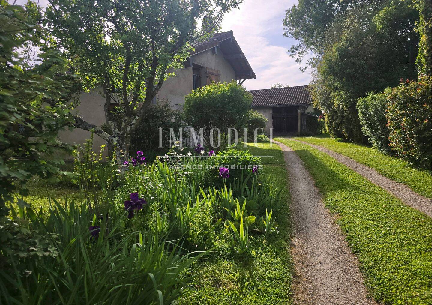Maison 3 pièces 54 m² · à Courtes · 54 m² · 130 000 €