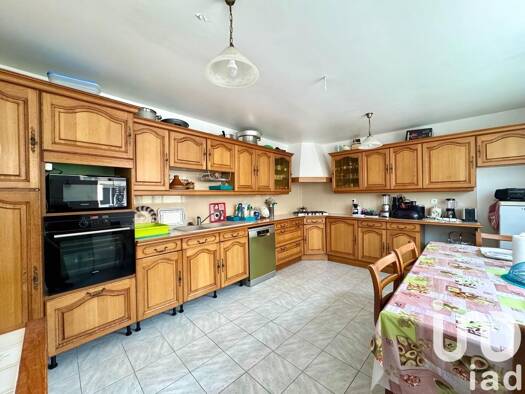 Maison à vendre 890 000 € 10 pièces 4 chambres 203 m² 184 m² de terrain La Chataigneraie Saint-Leu-la-Forêt 95320