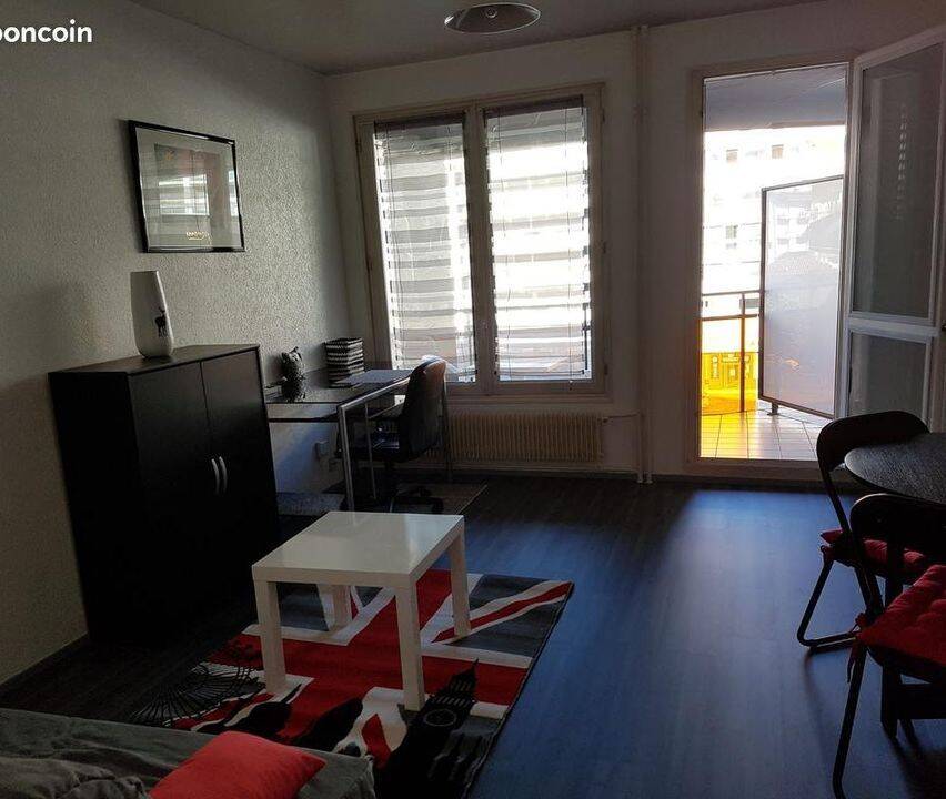 Appartement 1 pièce 30 m² · à Clermont-Ferrand · 30 m² · 570 €