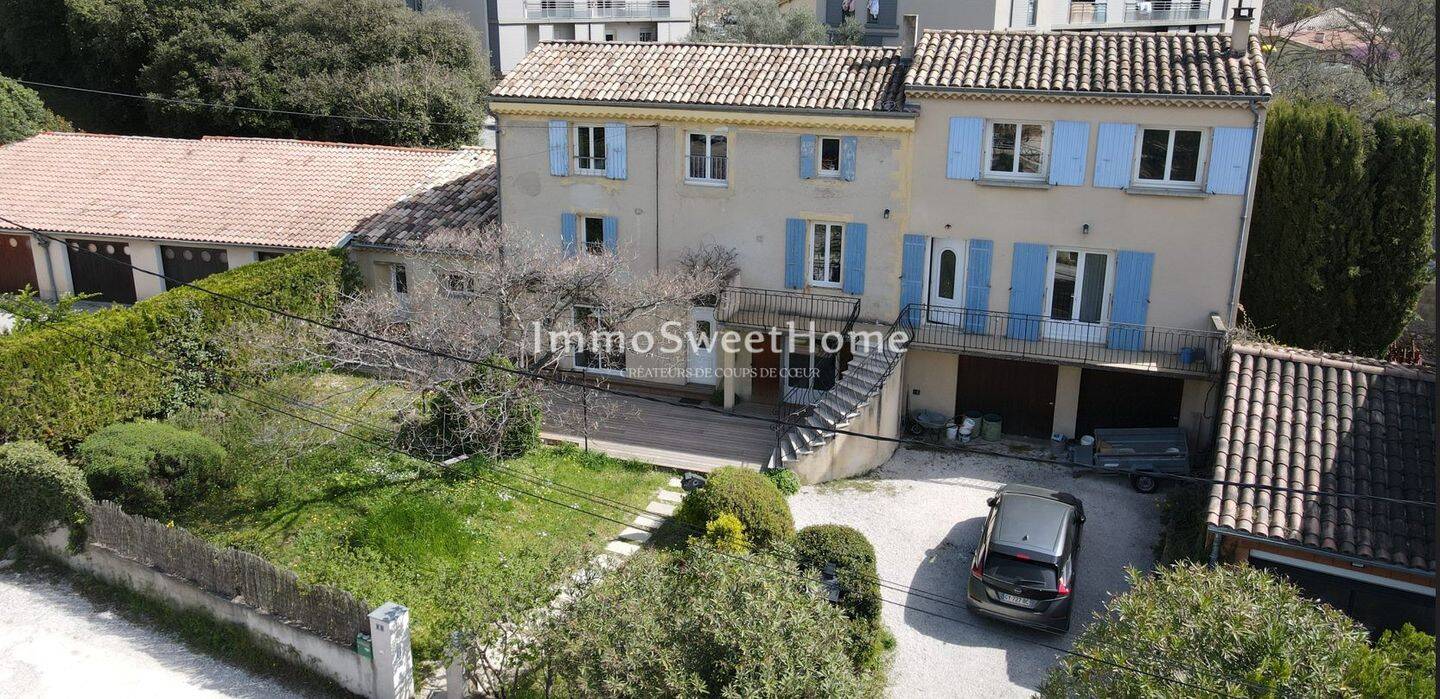 Maison 7 pièces 191 m² · à Nyons · 191 m² · 360 000 €
