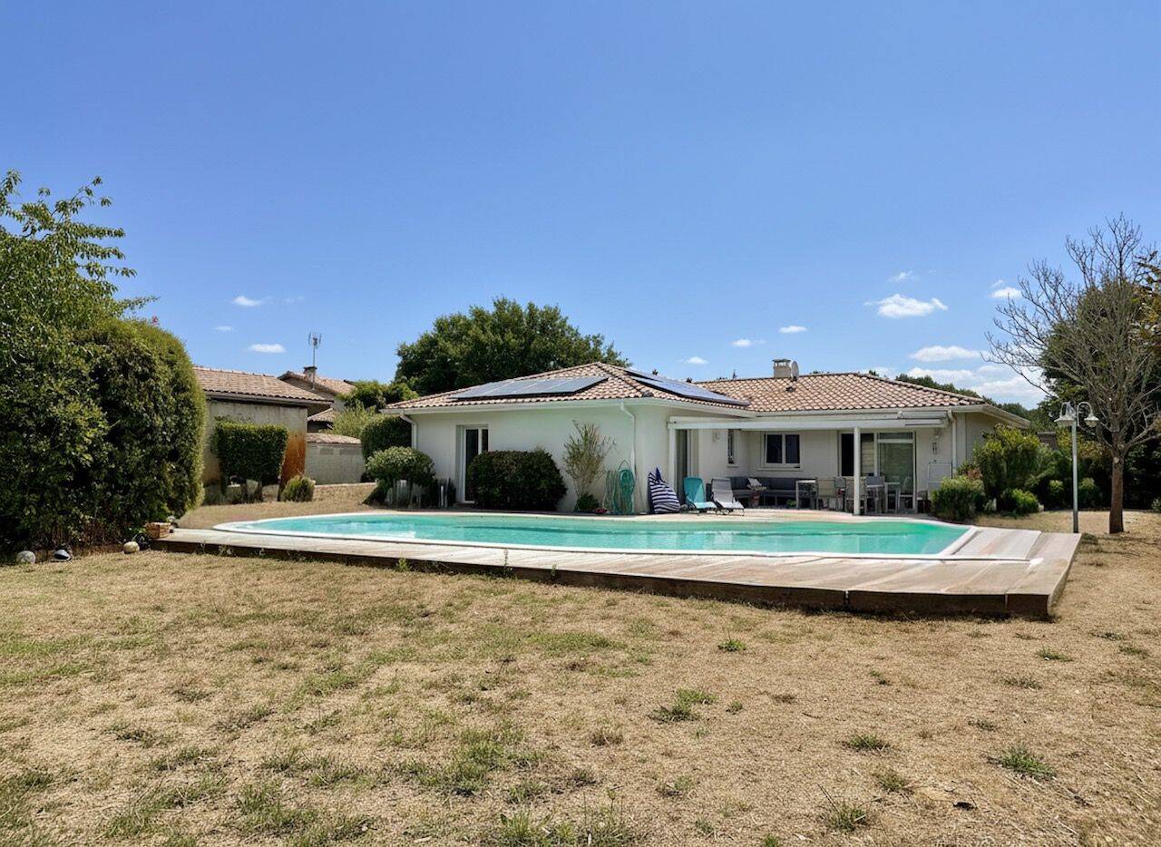 Maison 4 pièces 105 m² · à Mios · 105 m² · 1 650 €