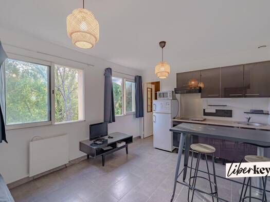 Appartement à vendre 88 000 € 1 pièce 20 m² Étage 1/1 Les Camoins Marseille 11ème arrondissement 13011