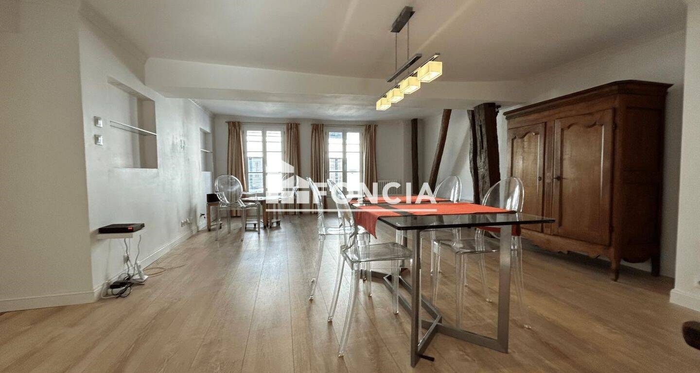 Appartement 3 pièces 84 m² · à Chartres · 84 m² · 235 000 €