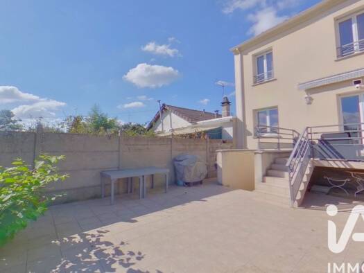 Maison à vendre 315 000 € 4 pièces 3 chambres 74 m² 275 m² de terrain Quincy-sous-Sénart 91480