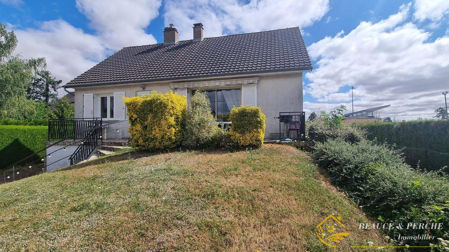 Maison 5 pièces 97 m² · à Illiers-Combray · 96,5 m² · 183 750 €