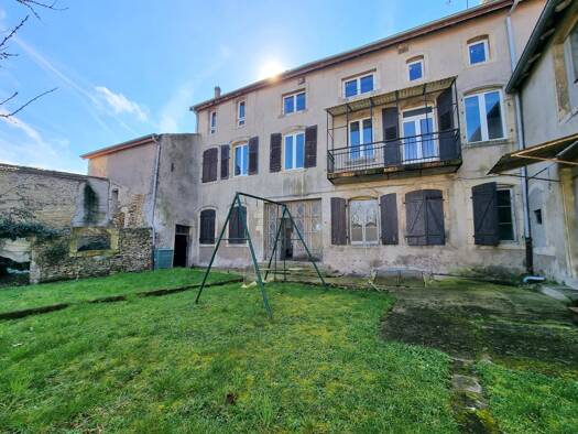 Immeuble à vendre 240 000 € 650 m² Château-Salins 57170