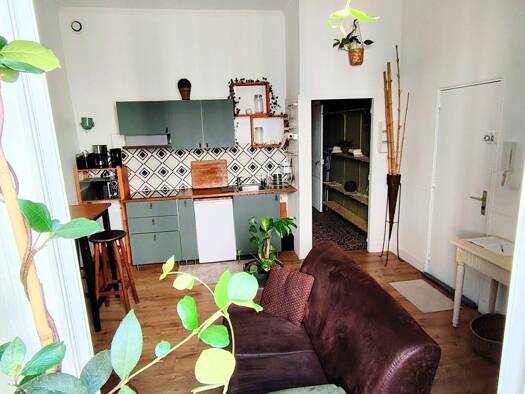 Appartement à vendre 162 000 € 2 pièces 1 chambre 38 m² RDC/1 Gares Montpellier 34000