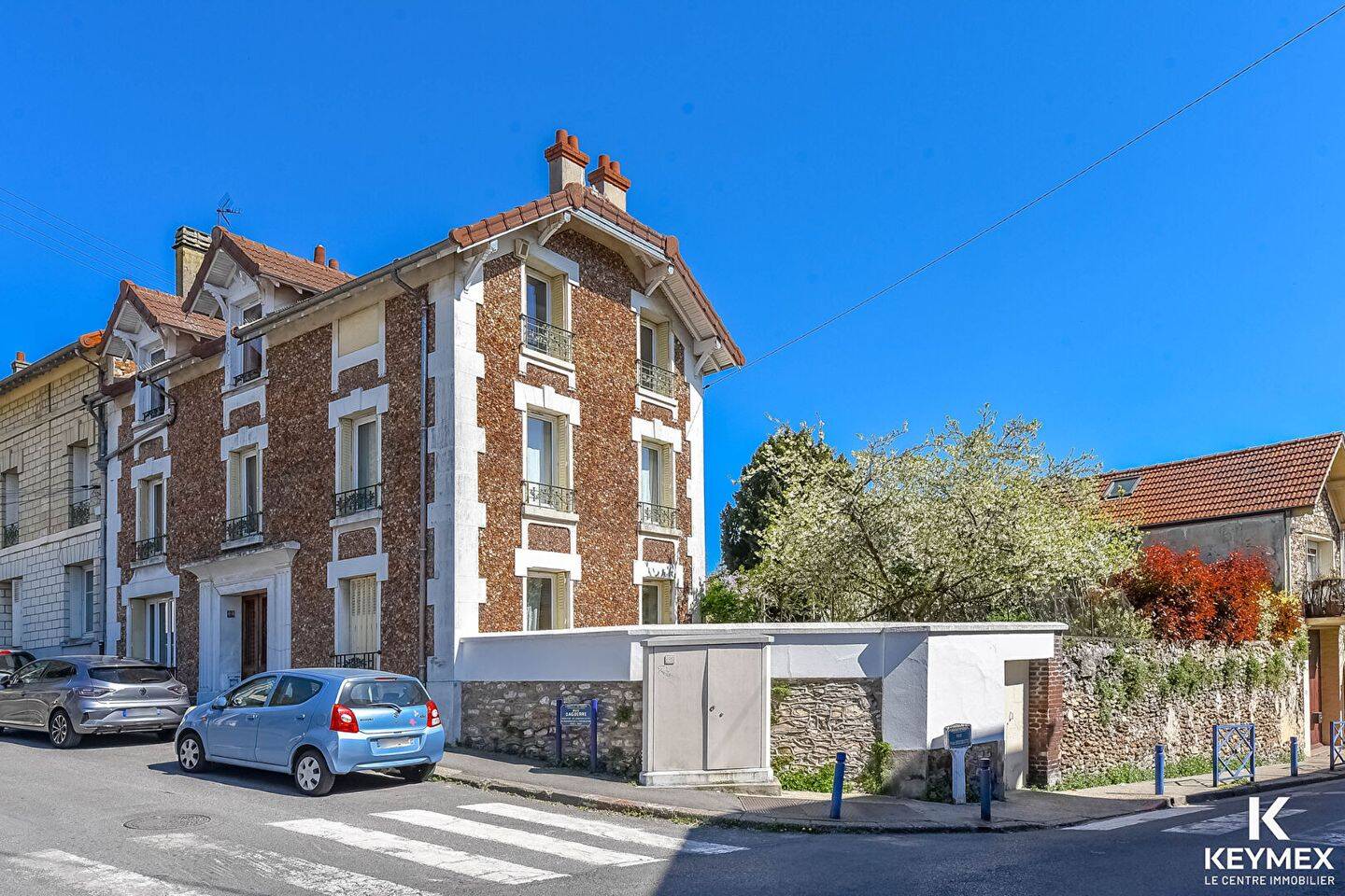 Maison 10 pièces 202 m² · à Cormeilles-en-Parisis · 202 m² · 699 000 €
