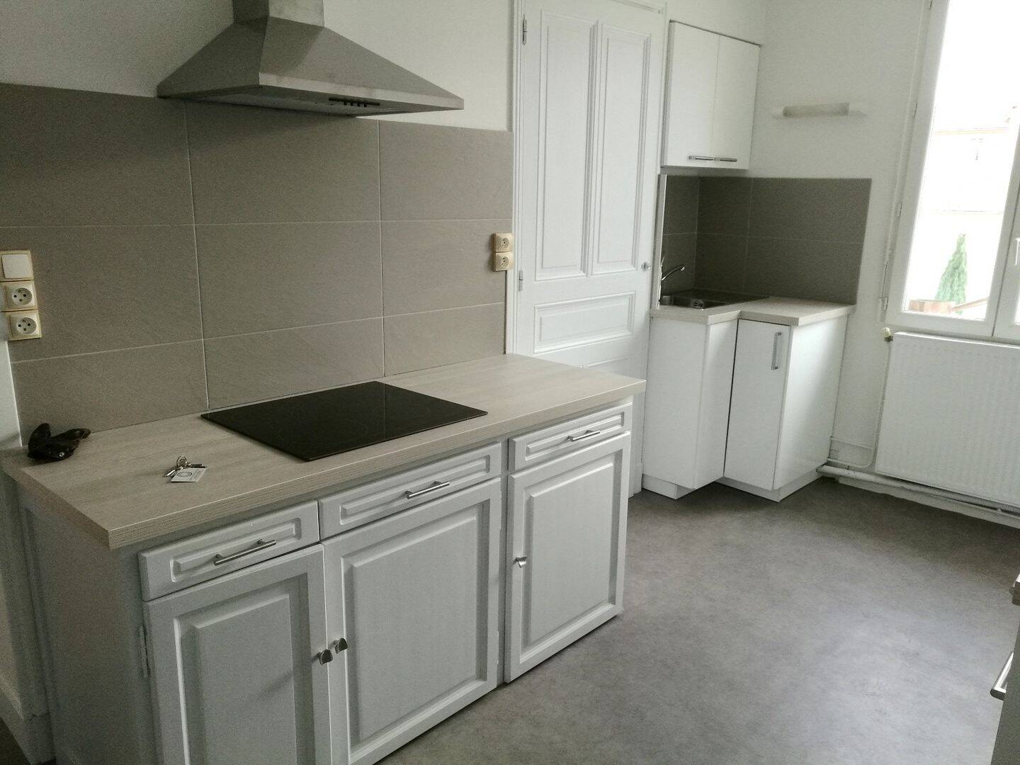 Appartement 2 pièces 55 m² · à Fontaine · 55 m² · 689 €