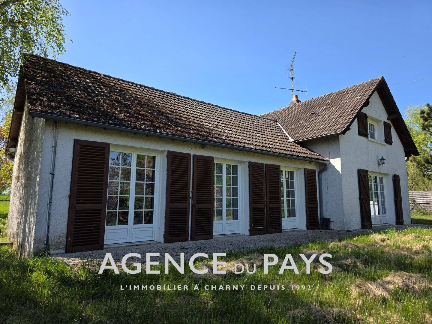 Maison 6 pièces 140 m² · à Charny Orée de Puisaye · 140 m² · 168 000 €