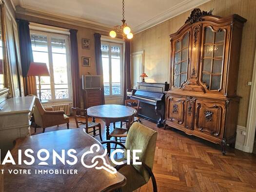 Appartement à vendre 570 000 € 4 pièces 3 chambres 104 m² Étage 3/5 Guillotière Lyon 7ème arrondissement 69002