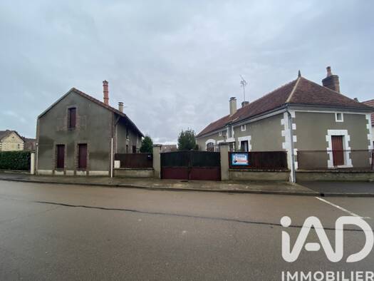 Maison à vendre 216 000 € 4 pièces 3 chambres 125 m² 1 250 m² de terrain Fleury-la-Vallée 89113