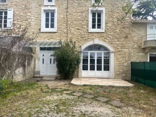 Maison à louer 975 € 4 pièces 3 chambres 146 m² 300 m² de terrain Saint-Marcel-d'Ardèche 07700