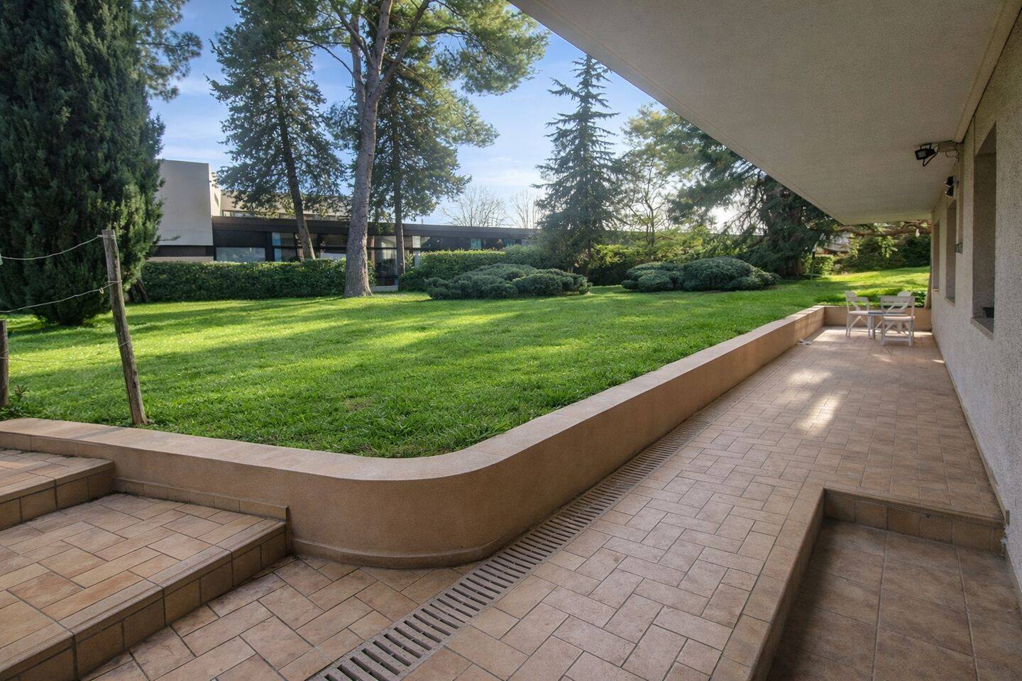 Appartement 4 pièces 110 m² · à Antibes · 110 m² · 525 000 €