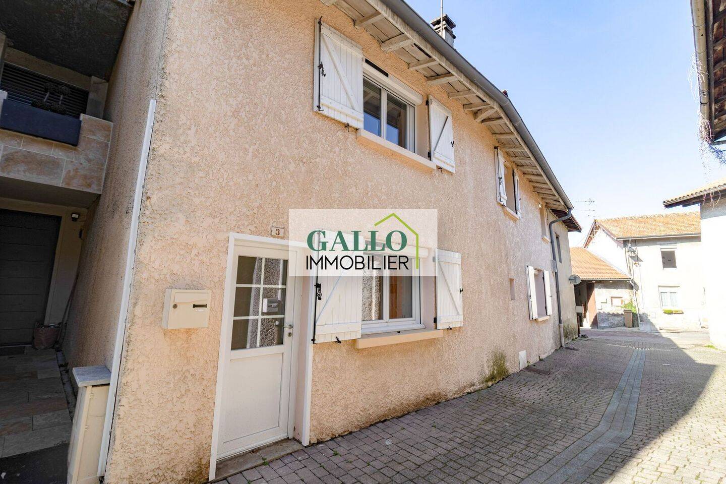 Maison 5 pièces 100 m² · à Saint-Georges-d'Espéranche · 100 m² · 199 000 €