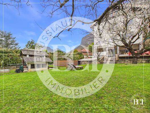 Maison à vendre 569 000 € 6 pièces 5 chambres 220 m² Nord Est Saint-Martin-le-Vinoux 38950