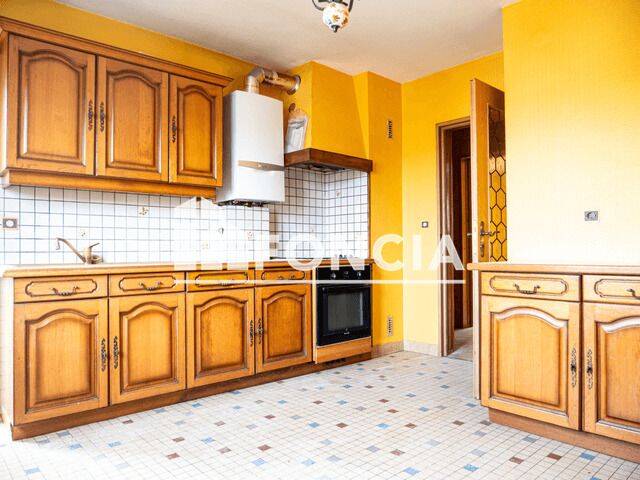 Appartement 5 pièces 102 m² · à Mulhouse · 101,8 m² · 800 €