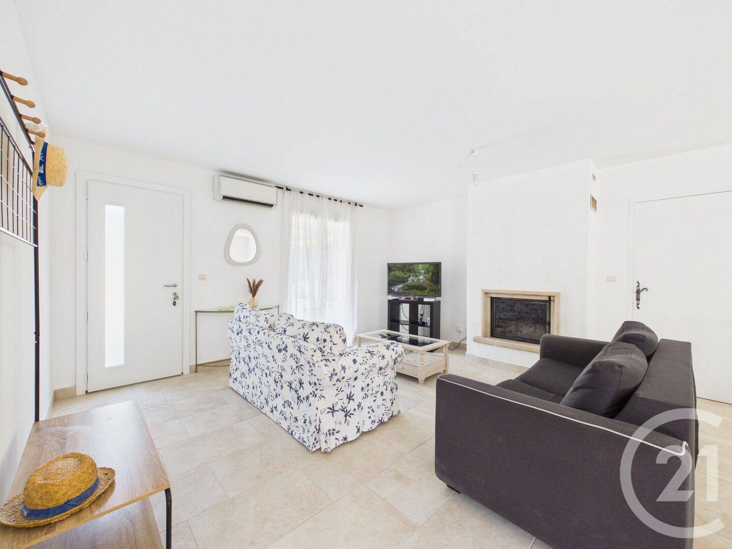 Maison 4 pièces 86 m² · à Méounes-lès-Montrieux · 86 m² · 1 400 €/mois
