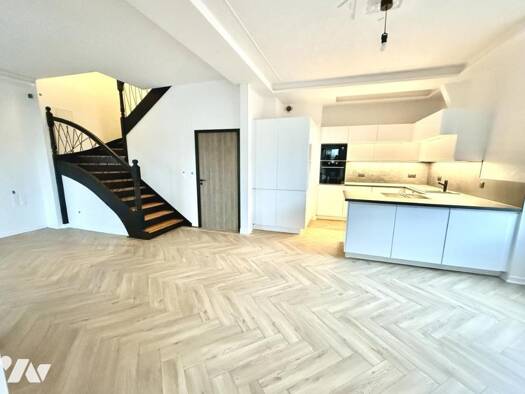 Maison à vendre 415 840 € 6 pièces 3 chambres Guidel 56520