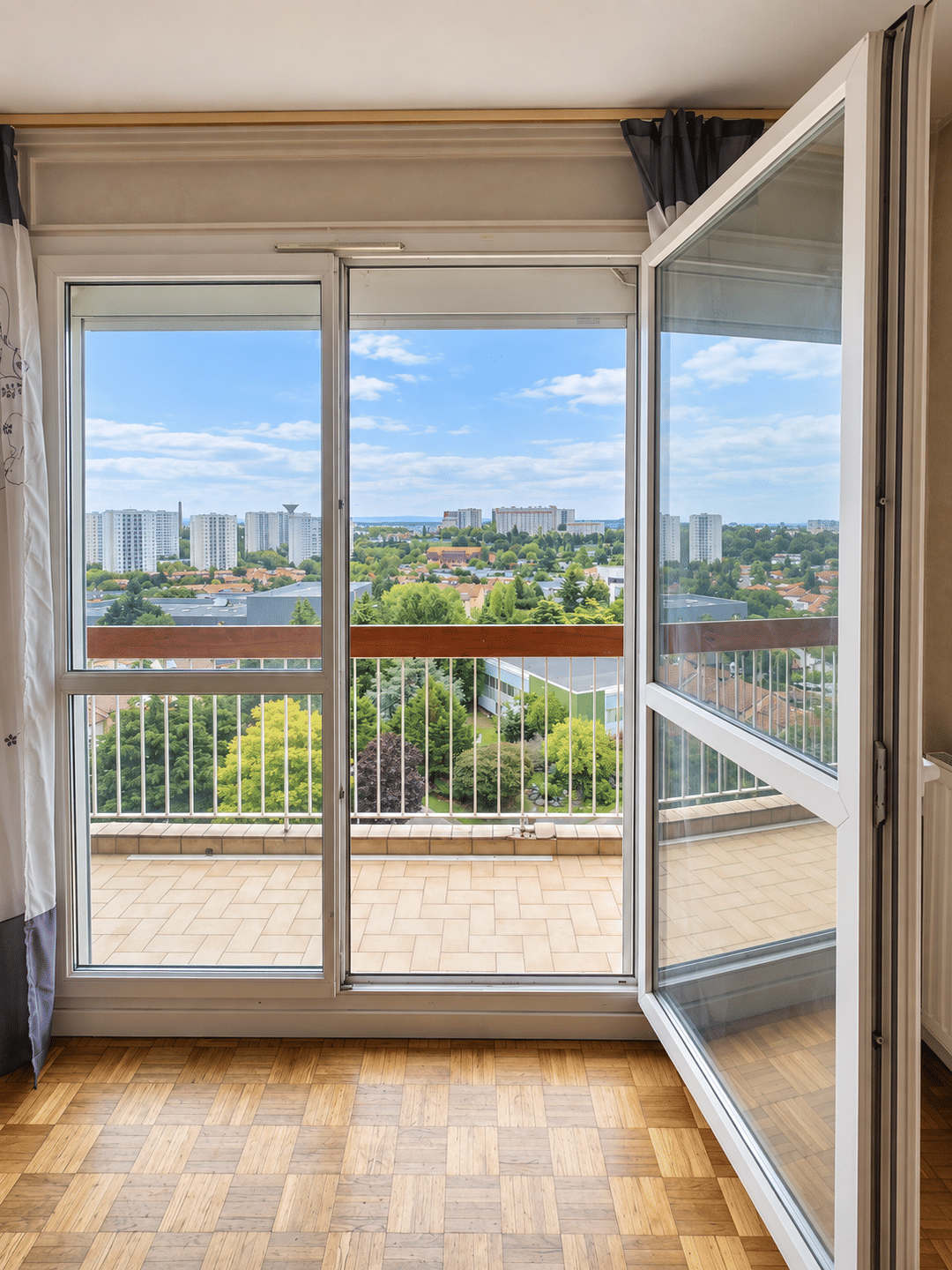 Appartement 4 pièces 78 m² · à Saint-Fons · 78 m² · 1 100 €/mois