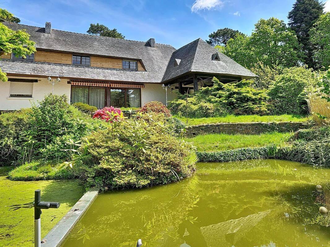 Maison 6 pièces 225 m² · à Guidel · 225 m² · 698 250 €