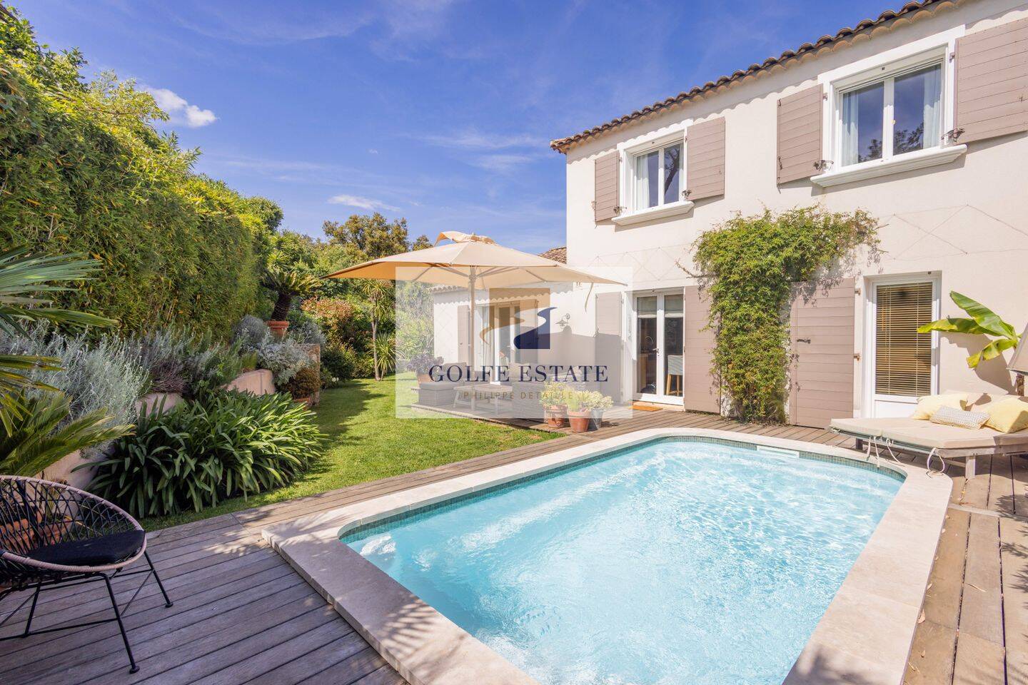 Maison 5 pièces 130 m² · à La Croix-Valmer · 130 m² · 990 000 €