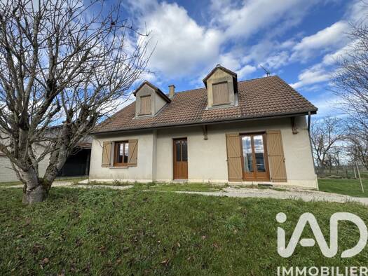 Maison à vendre 178 500 € 6 pièces 5 chambres 130 m² 1 769 m² de terrain Morvilliers 10500