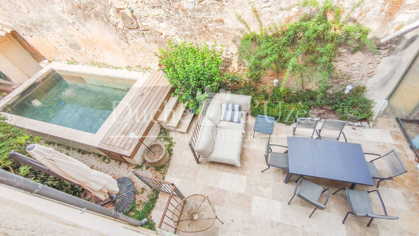 Maison 4 pièces 110 m² · à Uzès · 110 m² · 330 000 €