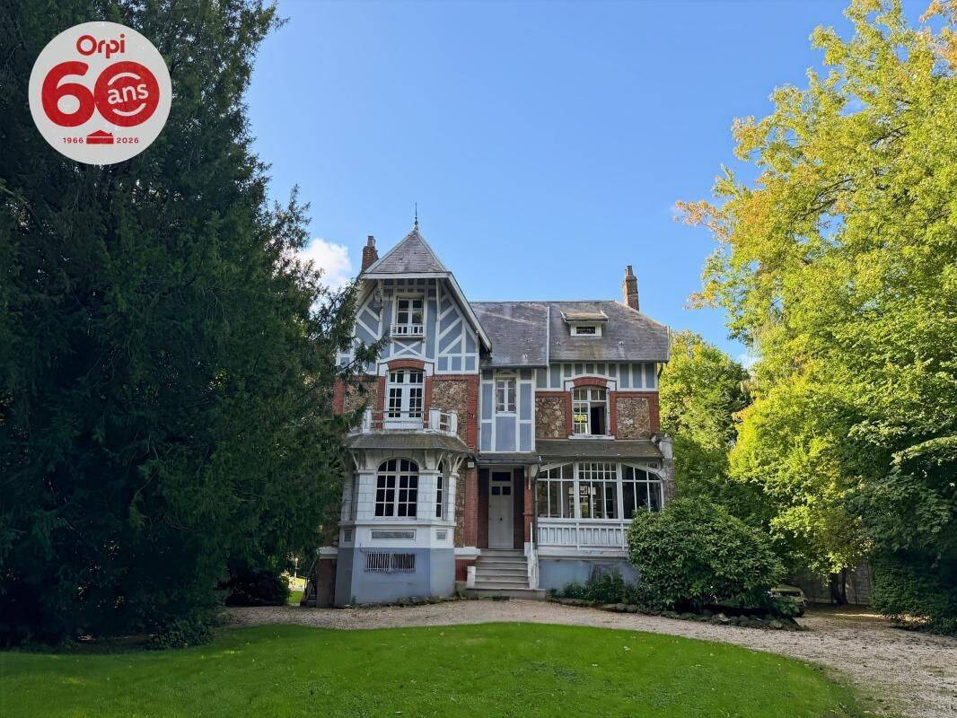 Maison 6 pièces 258 m² · à Bienvillers-au-Bois · 258 m² · 422 000 €
