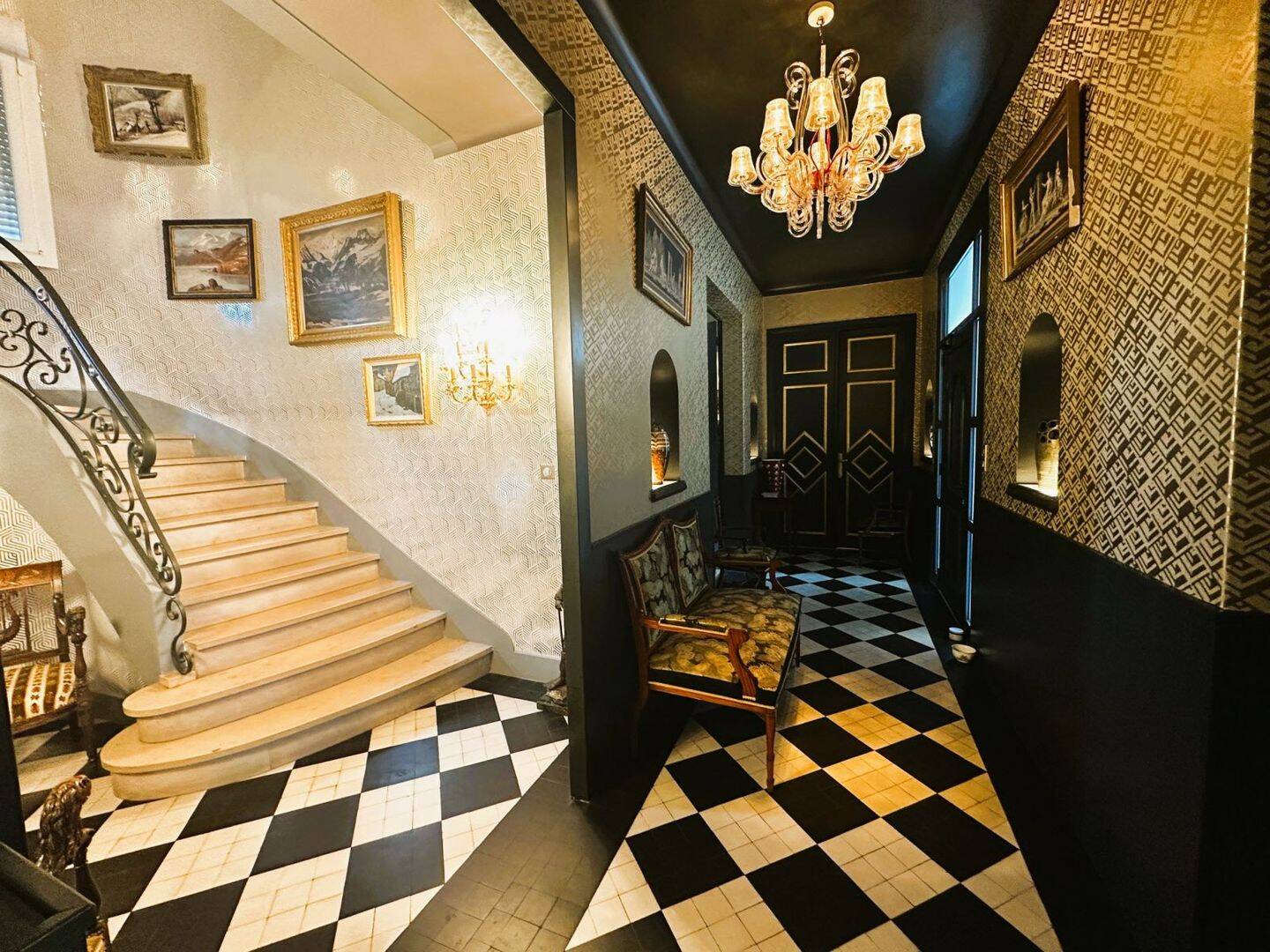 Maison 8 pièces 284 m² · à Vichy · 284 m² · 795 000 €