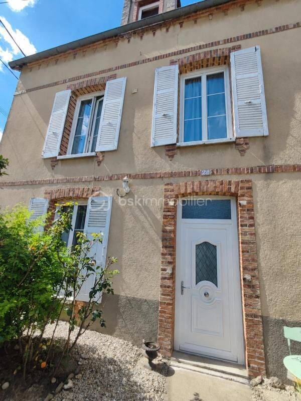 Maison 4 pièces 100 m² · à Pont-sur-Yonne · 100 m² · 153 000 €