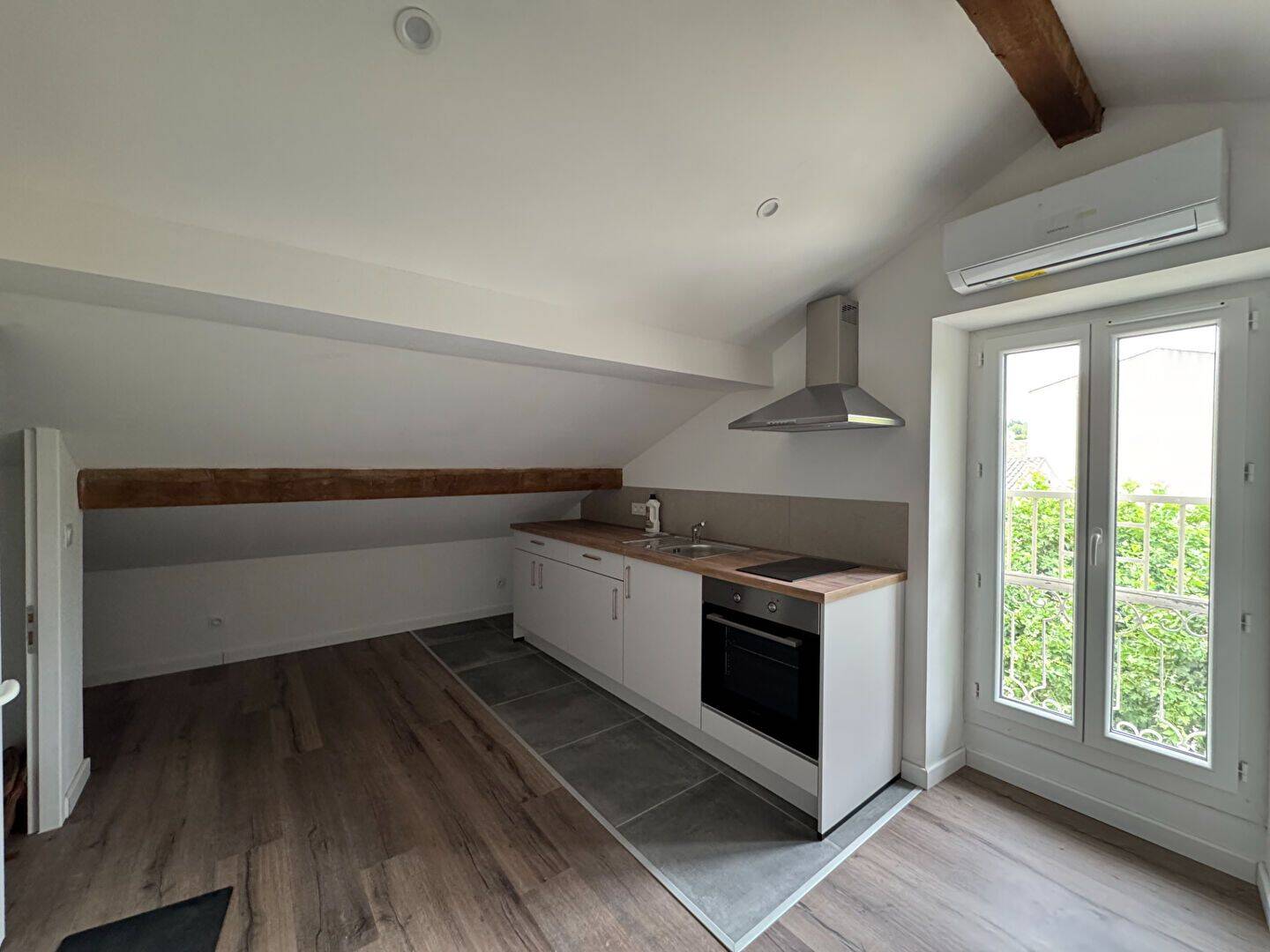 Appartement 1 pièce 11 m² · à Salon-de-Provence · 11,2 m² · 500 €/mois