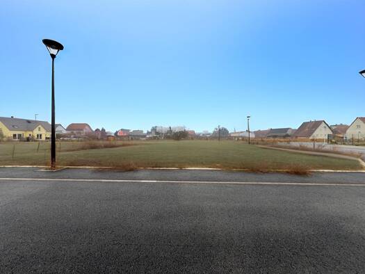 Terrain constructible viabilisé à vendre 215 000 € 646 m² de terrain Houssen 68125