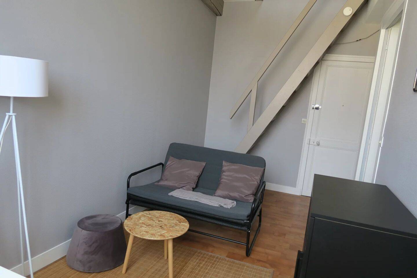 Appartement 2 pièces 30 m² · à Orléans · 29,7 m² · 547 €