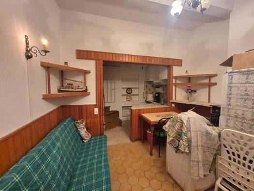 Maison à vendre 70 000 € 4 pièces 2 chambres 51 m² 1 m² de terrain Lespignan 34710