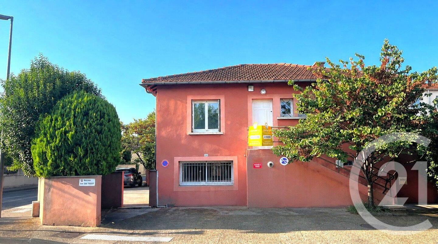 Maison 10 pièces 212 m² · à Carpentras · 212 m² · 249 900 €