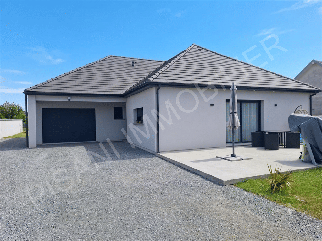 Maison 6 pièces 130 m² · à Heuqueville · 130 m² · 420 000 €