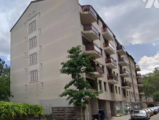 Parking à vendre 55 000 € 99 m² Villeurbanne 69100